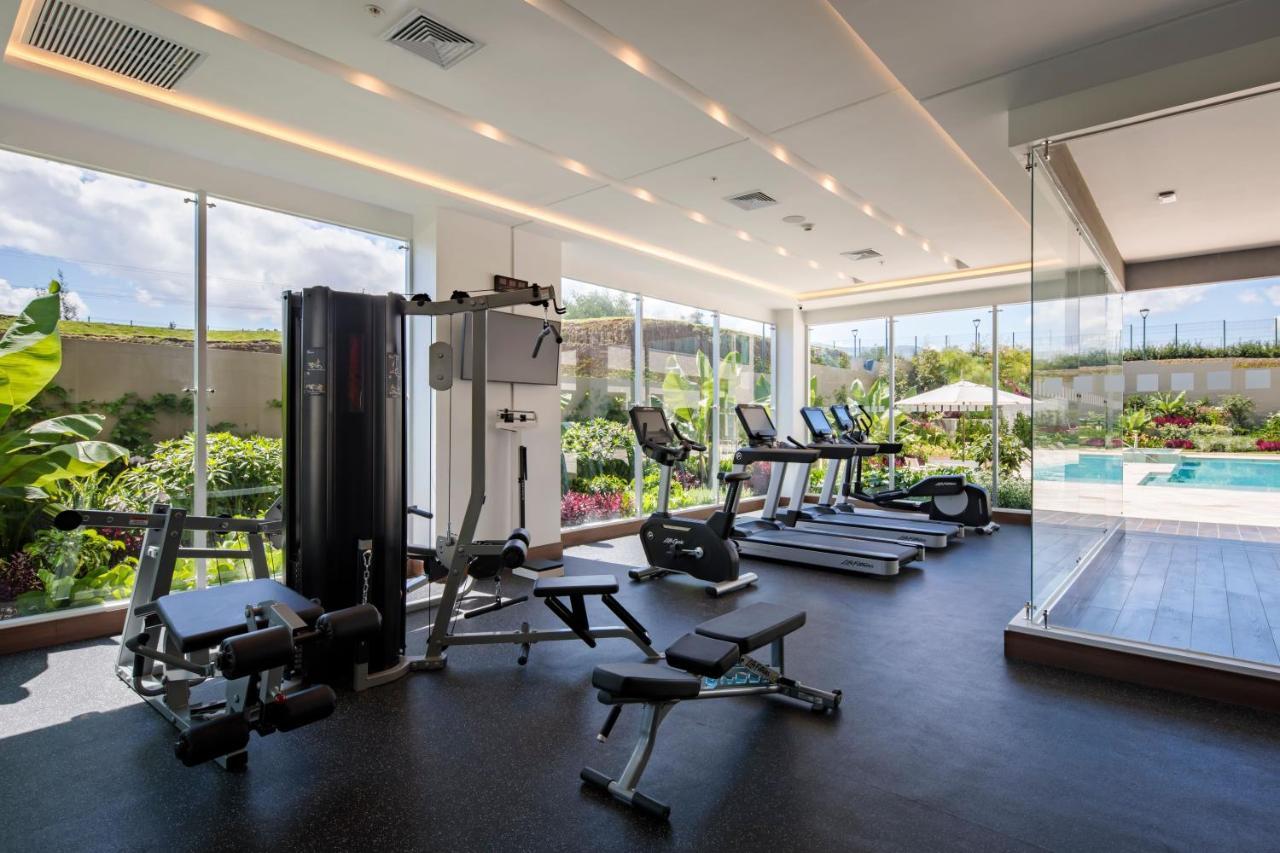 Holiday Inn - Quito Airport By Ihg Tababela Exterior photo The gym at the hotel