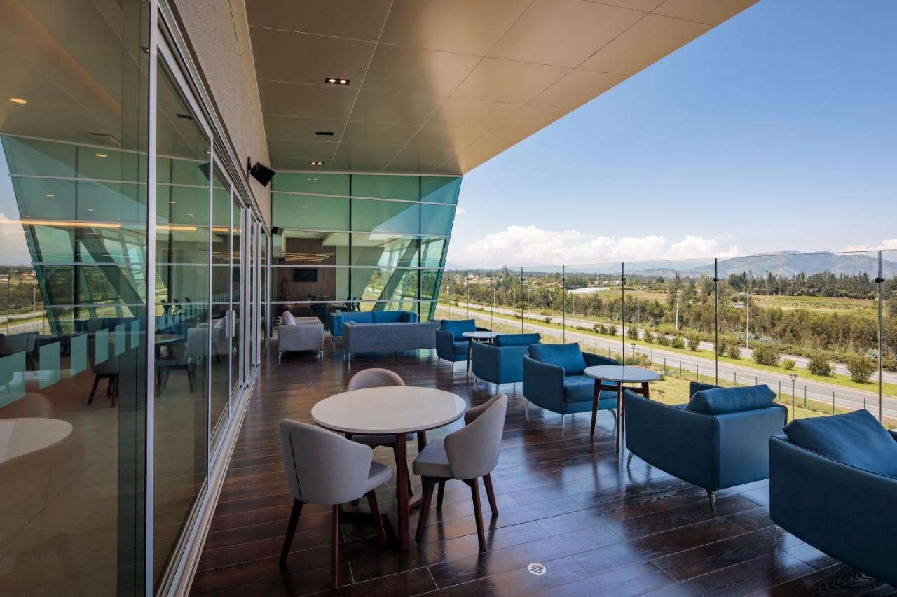 Holiday Inn - Quito Airport By Ihg Tababela Exterior photo The VIP Lounge at Santiago International Airport