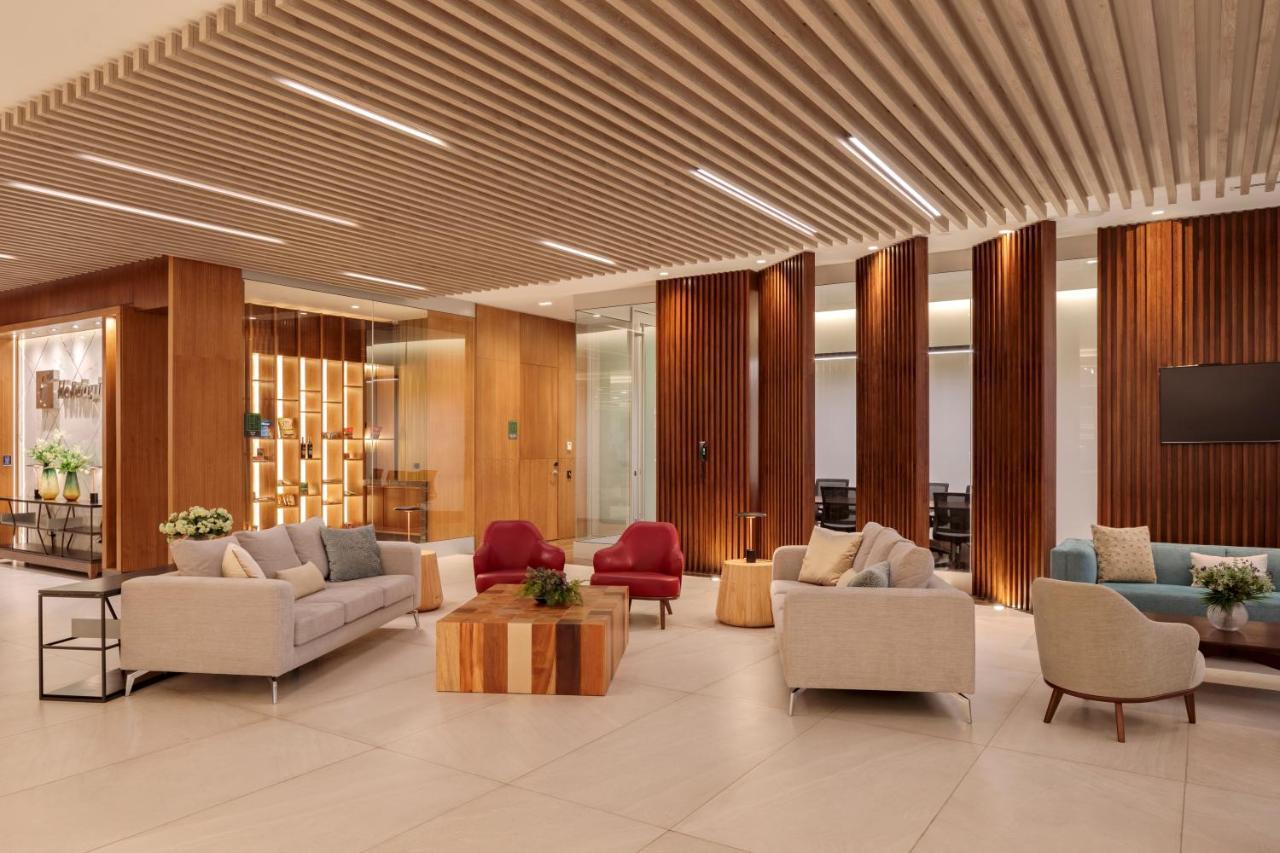 Holiday Inn - Quito Airport By Ihg Tababela Exterior photo The lobby of the hotel
