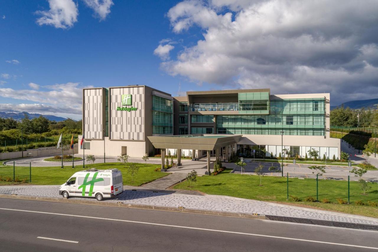 Holiday Inn - Quito Airport By Ihg Tababela Exterior photo The new headquarters of the company in San Sebastián, Spain.