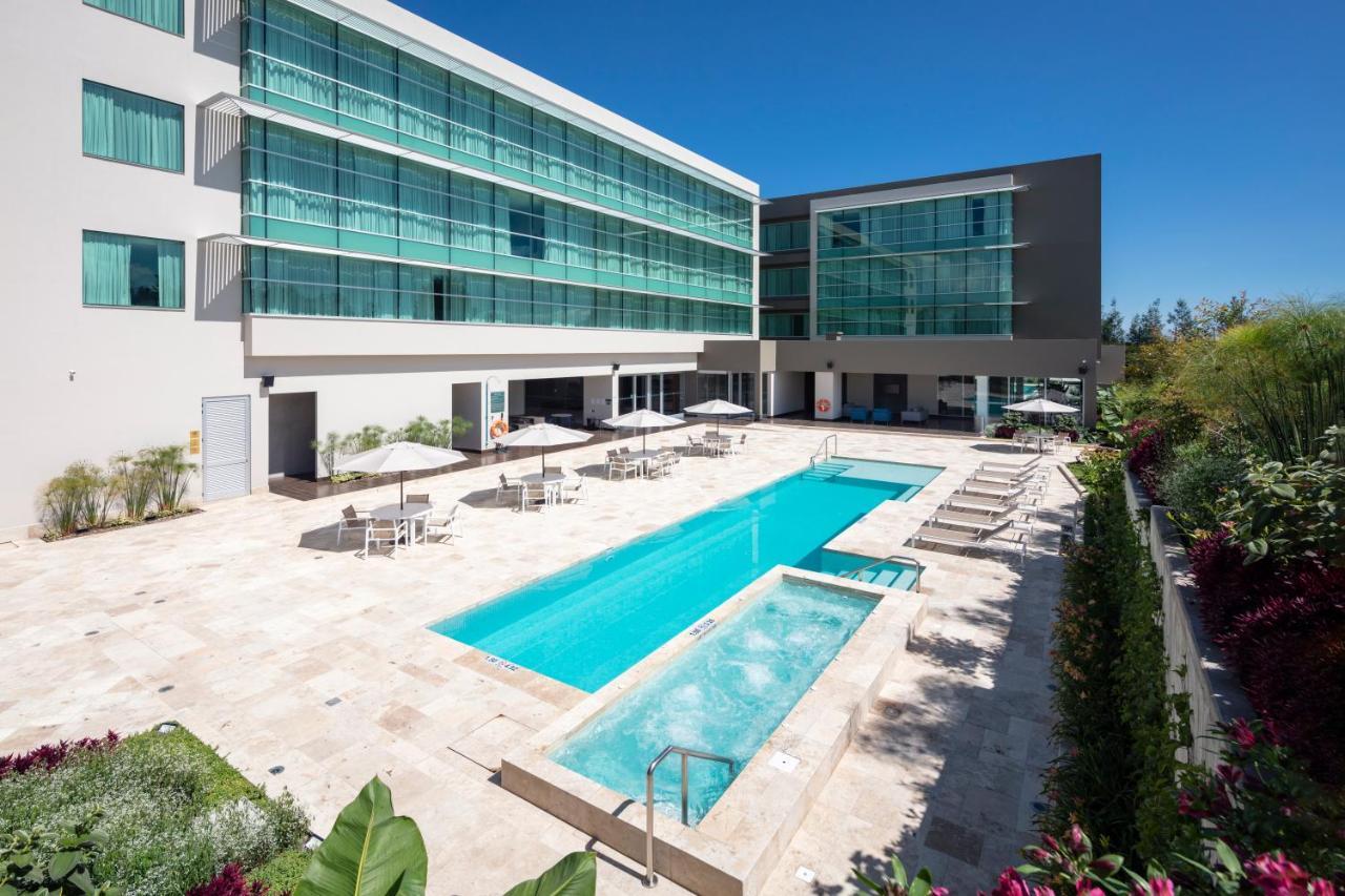 Holiday Inn - Quito Airport By Ihg Tababela Exterior photo